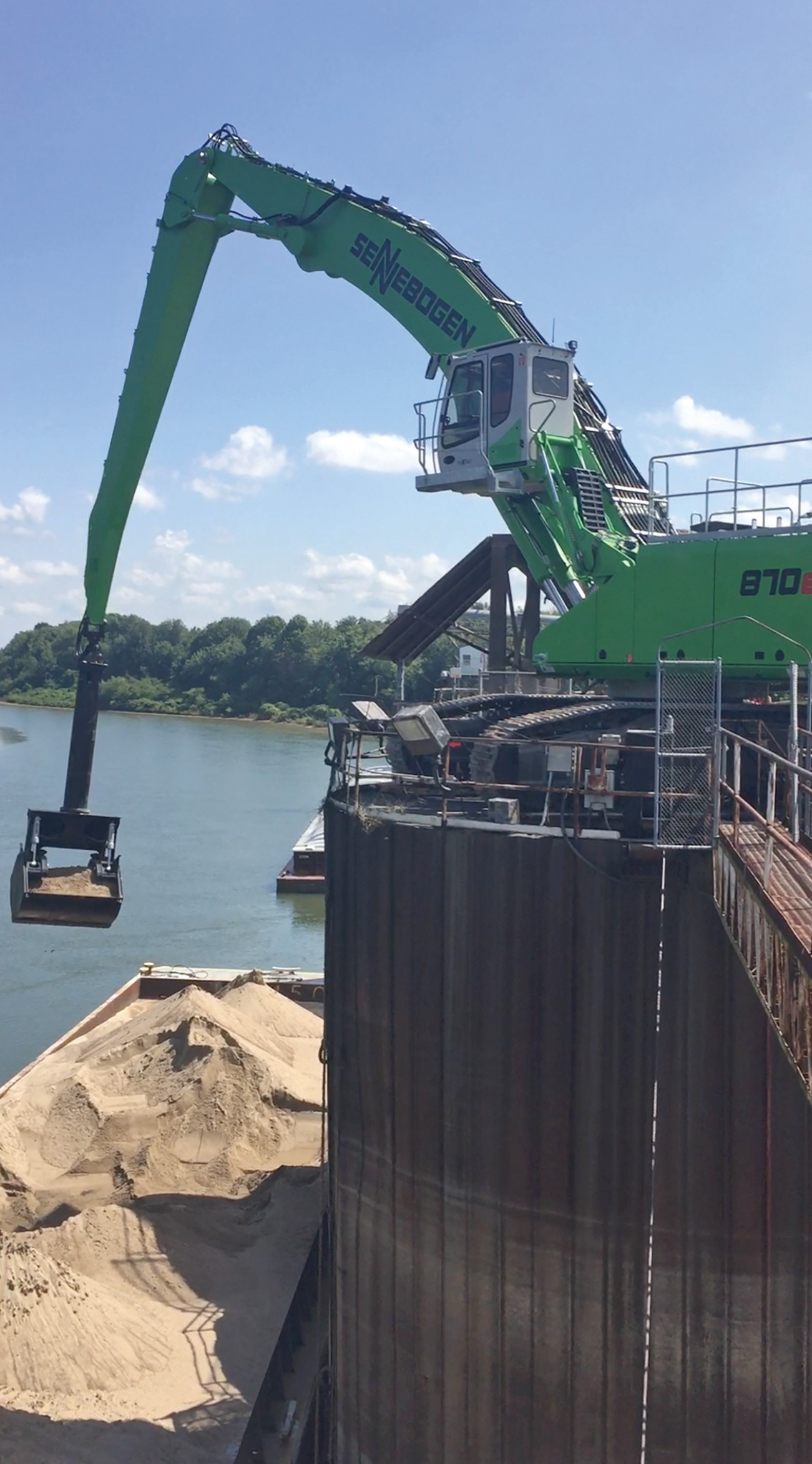 Heavy Equipment and Machinery Sennebogen Paducah Port